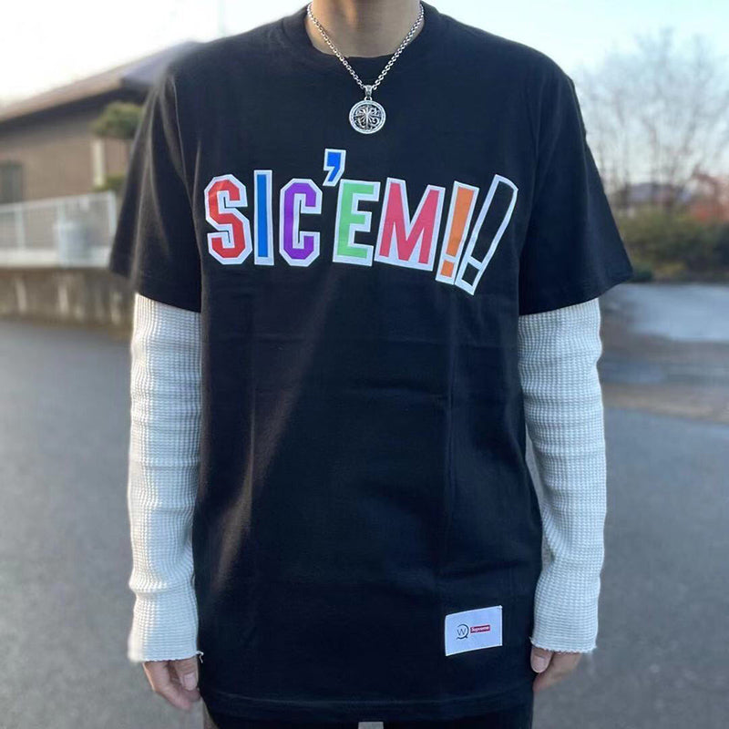 Supreme x WTAPS 'Sic Em!!' T-Shirt