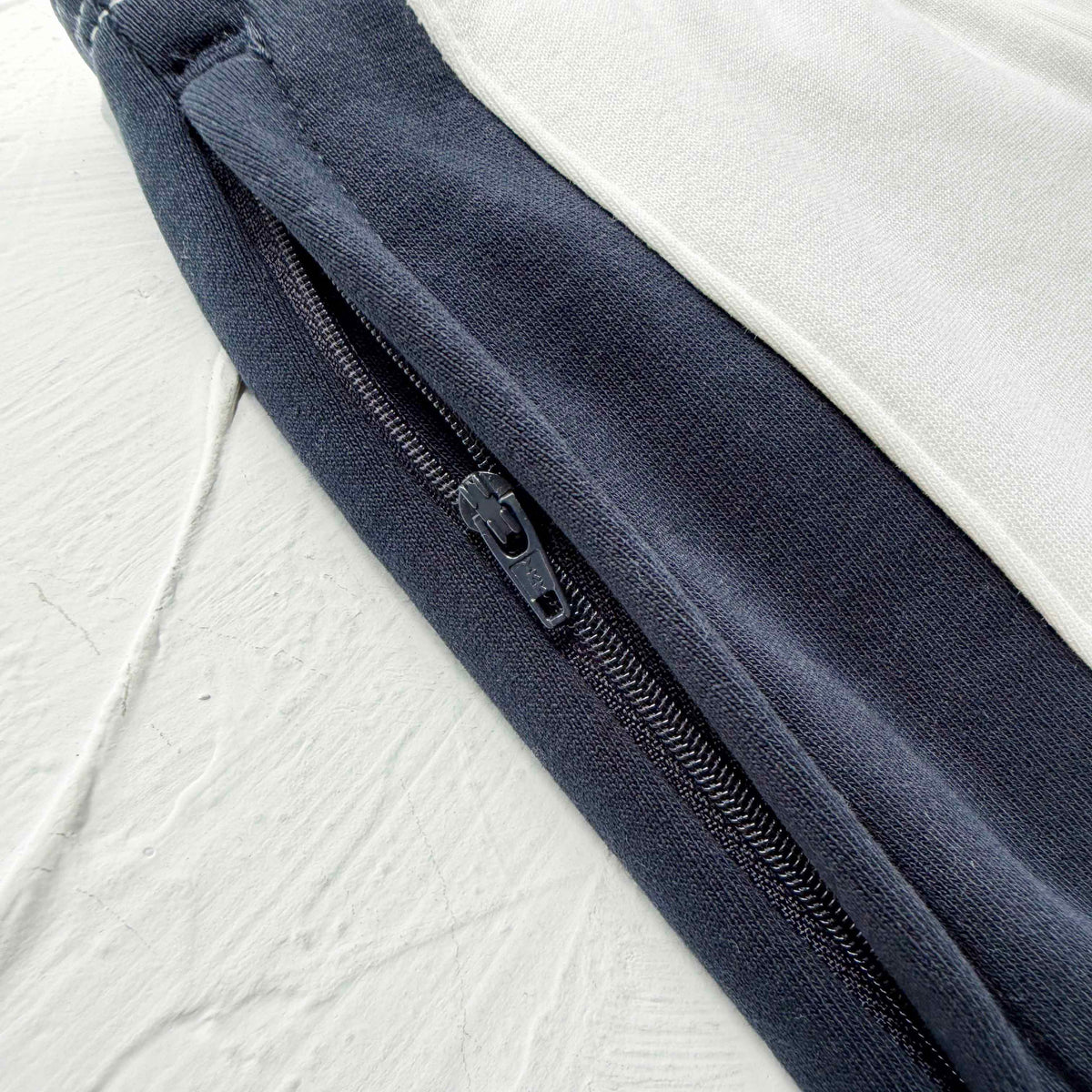 Supreme 25FW Division Sweatpants