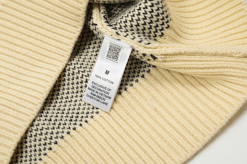 Fear of God ESSENTIALS Sweater
