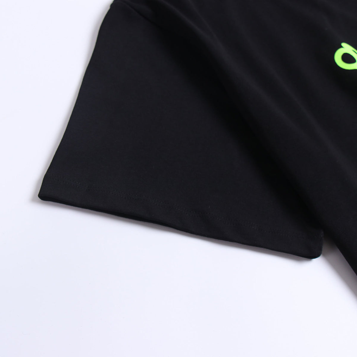OFF-WHITE "Exactly The Opposite" Neon Arrow Graphic T-Shirt
