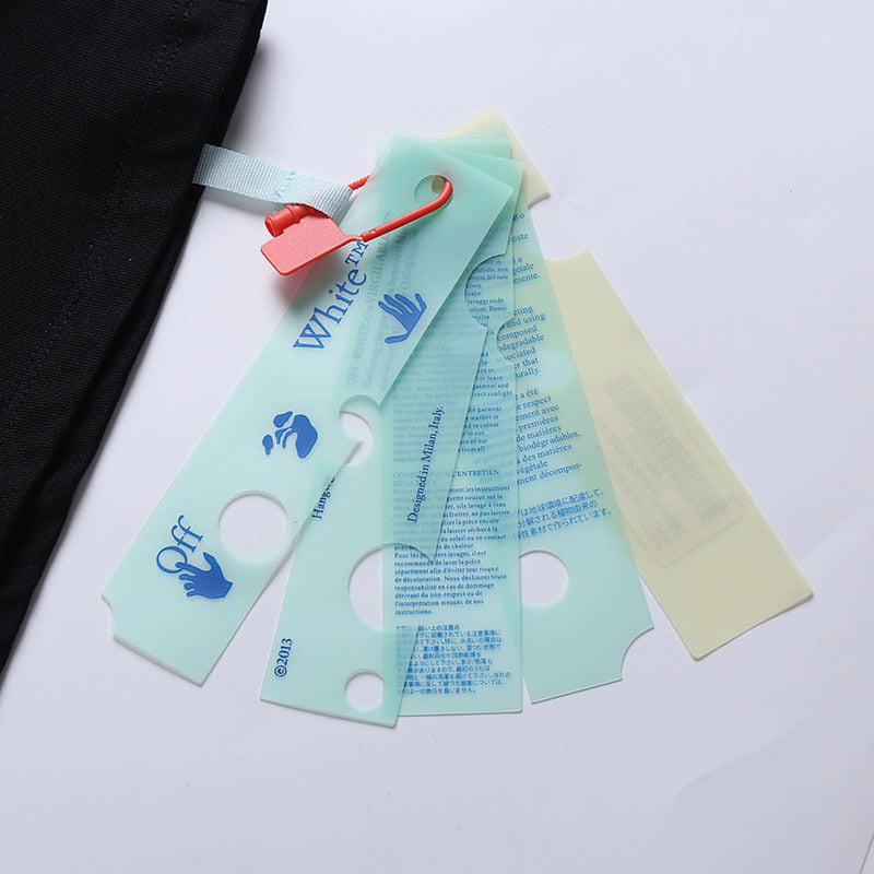 Off-White Color Block Arrow Pattern T-Shirt