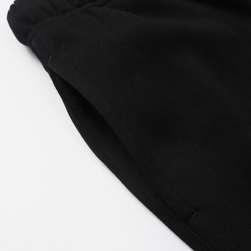 Fear of God Essentials Sweatshorts – Light Gray / White / Black
