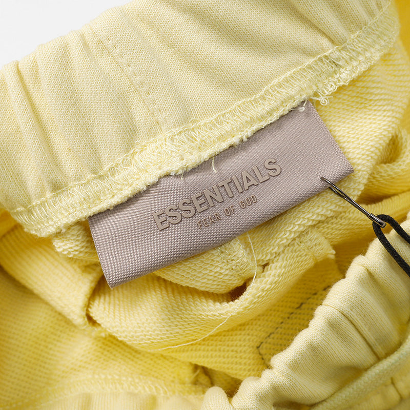 Fear of God 1977 Digital Print Shorts – Creamy Yellow / Light Black