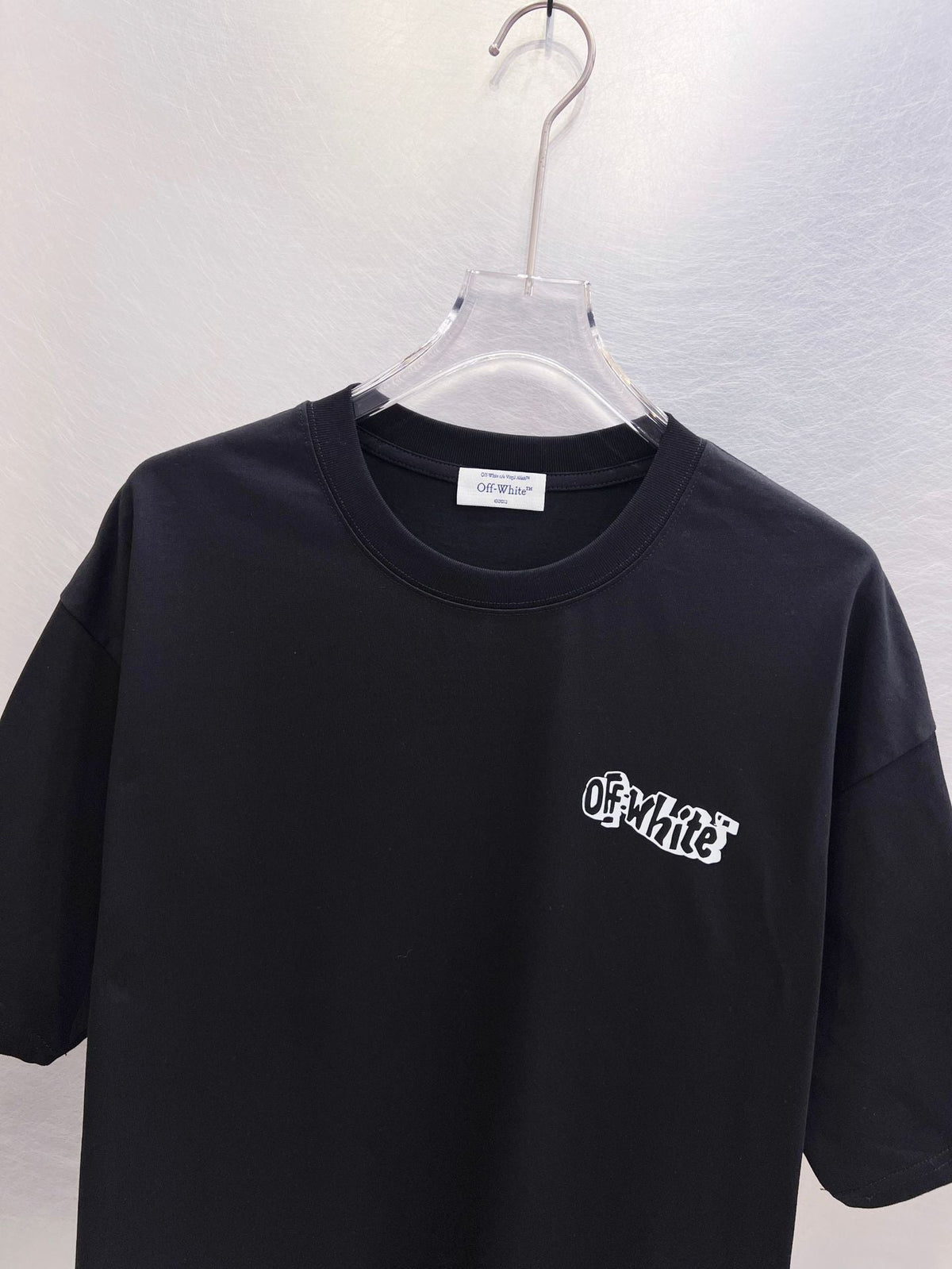 Off-White Arrow Print T-Shirt — Grey / White / Black