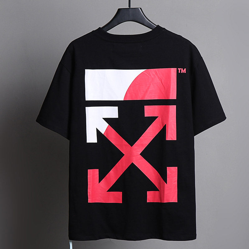 Off-White Color Block Arrow Pattern T-Shirt