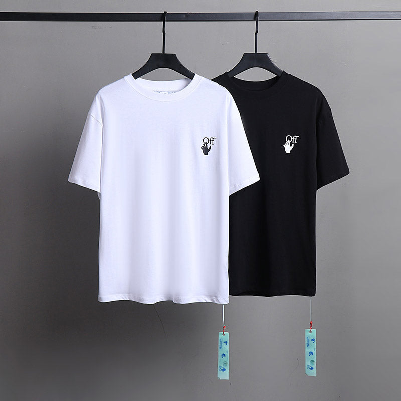 OFF-WHITE Black & White Printed Arrow Pattern T-Shirt