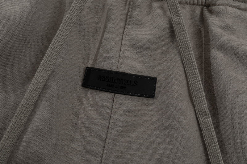 Fear of God Essentials Shorts – Orange Red / Yellow