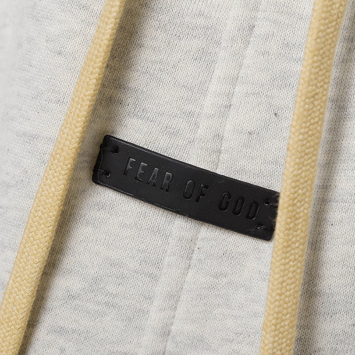 Fear of God Essentials 7C Shorts – Light Gray / Black
