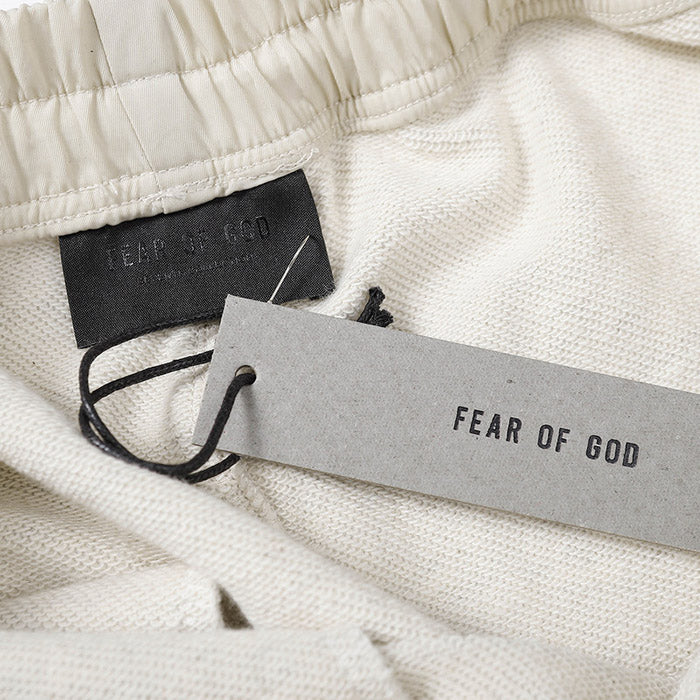 Fear of God Essentials 7C Shorts – Light Gray / Black